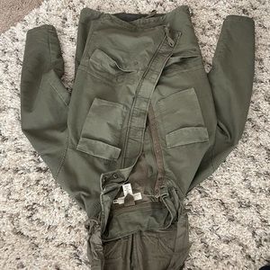 Men’s army green utility jacket